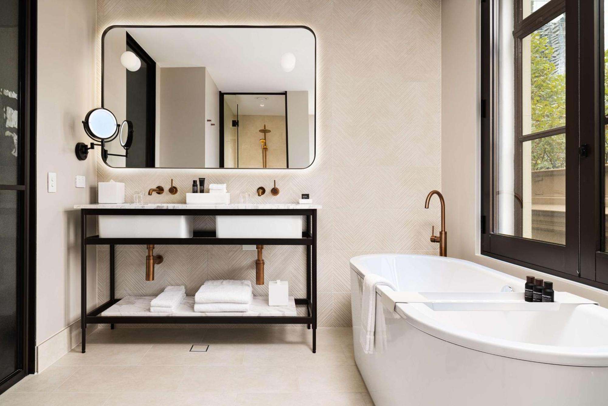 Hilton Melbourne Little Queen Street Buitenkant foto Bathroom
