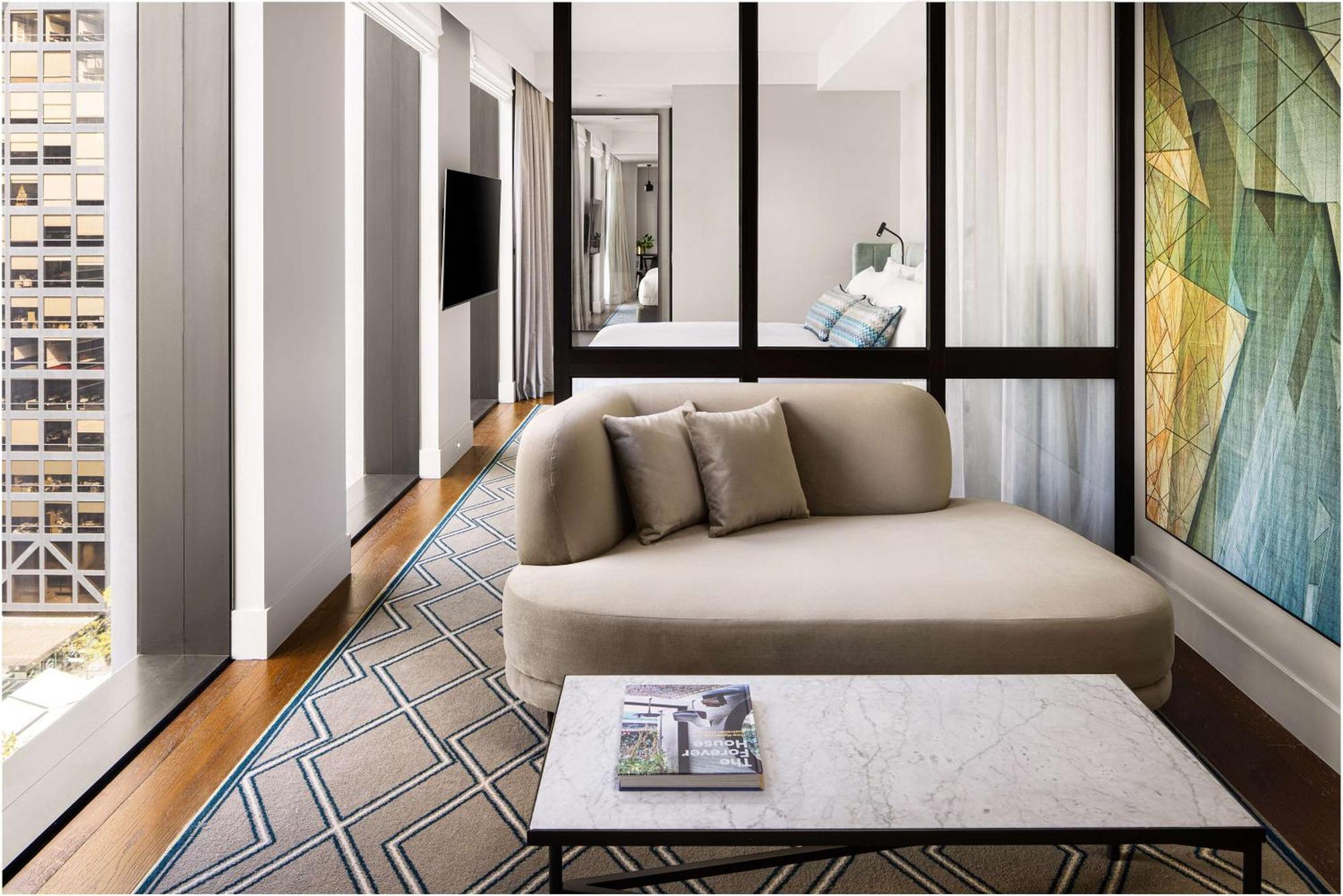 Hilton Melbourne Little Queen Street Buitenkant foto A suite at the hotel