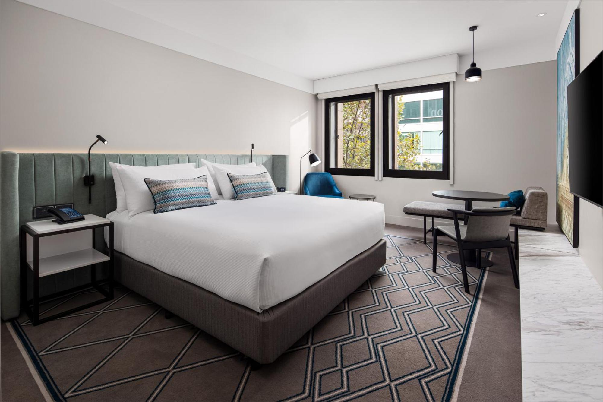 Hilton Melbourne Little Queen Street Buitenkant foto Deluxe King