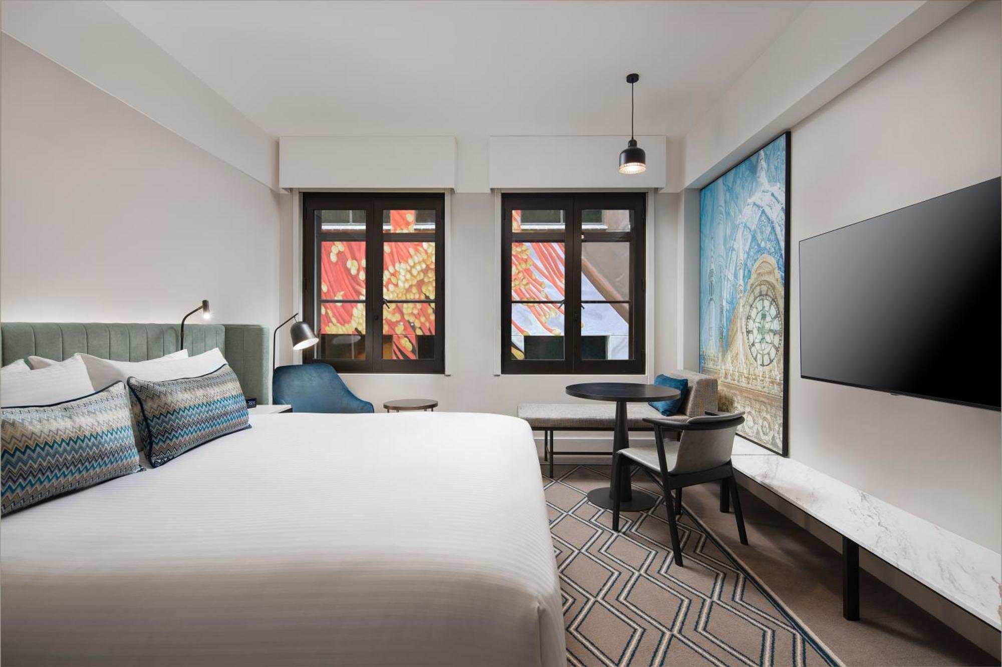Hilton Melbourne Little Queen Street Buitenkant foto A room at the hotel