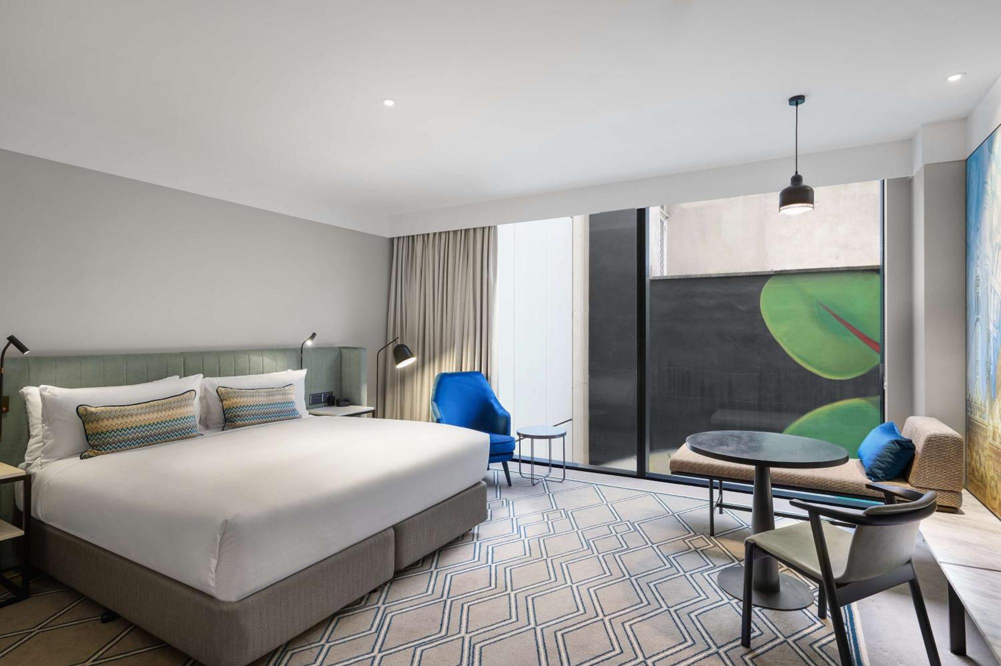 Hilton Melbourne Little Queen Street Buitenkant foto A room at the hotel
